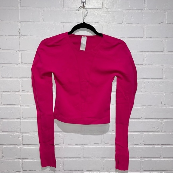 Fabletics Corey SculptKnit® Long-Sleeve Top in Very Berry Size Small - Picture 4 of 13